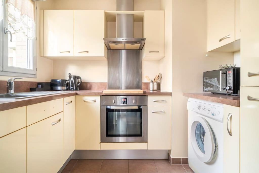 Appartement Avec Jardin Et Terrasse Pres De Paris Mantes-la-Jolie Zewnętrze zdjęcie